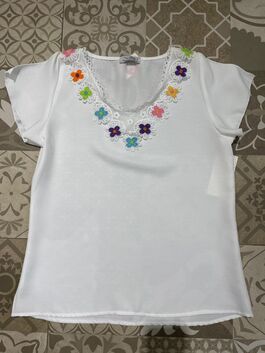 Camiseta Flores ATT