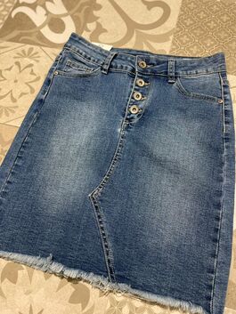 Falda Corta